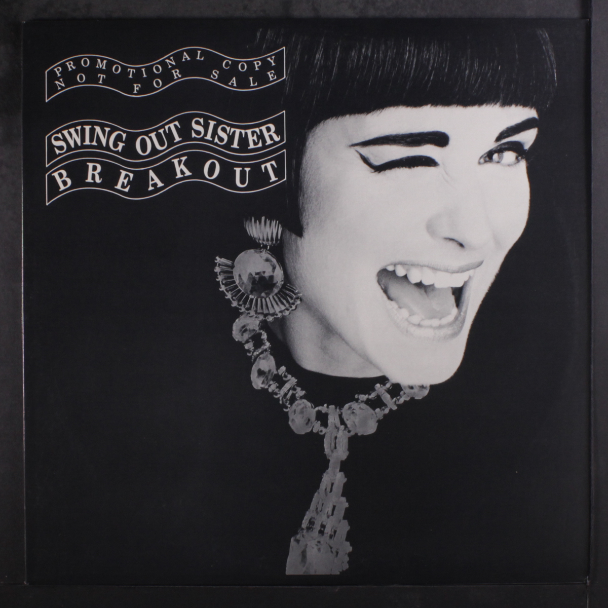 12 single. Swing out sisters. Breakout (песня Swing out sister). 12" Maxi-Single. Swing out sister – where our Love grows.