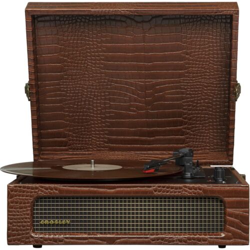 Проигрыватель виниловых дисков CROSLEY VOYAGER Brown Croc CR8017A-BR