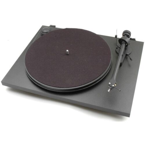 Проигрыватель виниловых дисков PRO-JECT Essential OM5e Red/Black