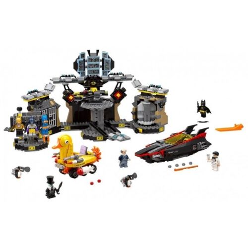 LEGO: Нападение на Бэтпещеру Batman Movie 70909