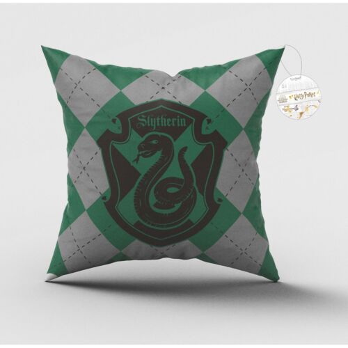Harry Potter: Декоративная подушка Факультет Slytherin 40*40см