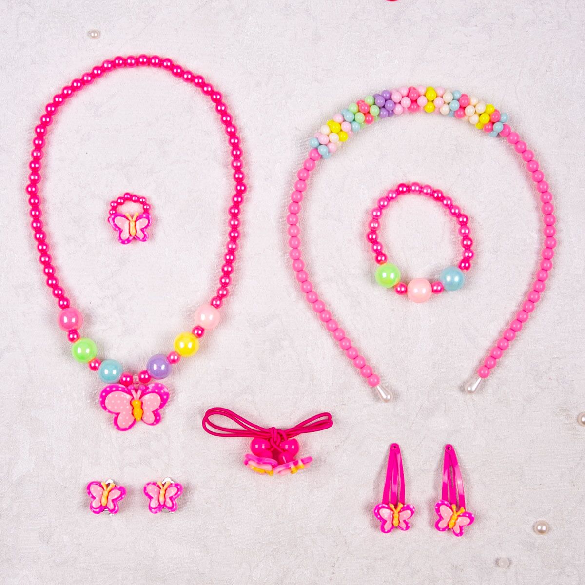 Toy jewelry top