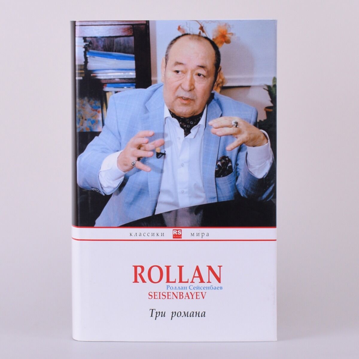 Ылғал және түкті шырынды қынаптардың порнофотосуреттері