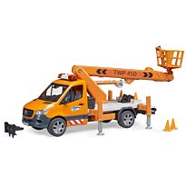 Bruder: Автомобиль Mercedes-Benz Sprinter  с выдвижной платформой
