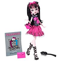 Monster High: День фотографии, Draculaura