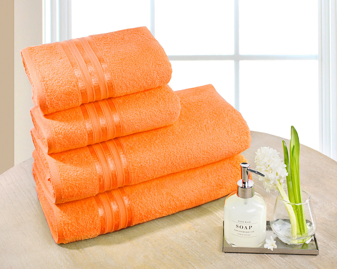 Купить банные полотенца лучшего качества. Полотенце Тринити. Оранжевое полотенце. Полотенце махровое. Банное полотенце.